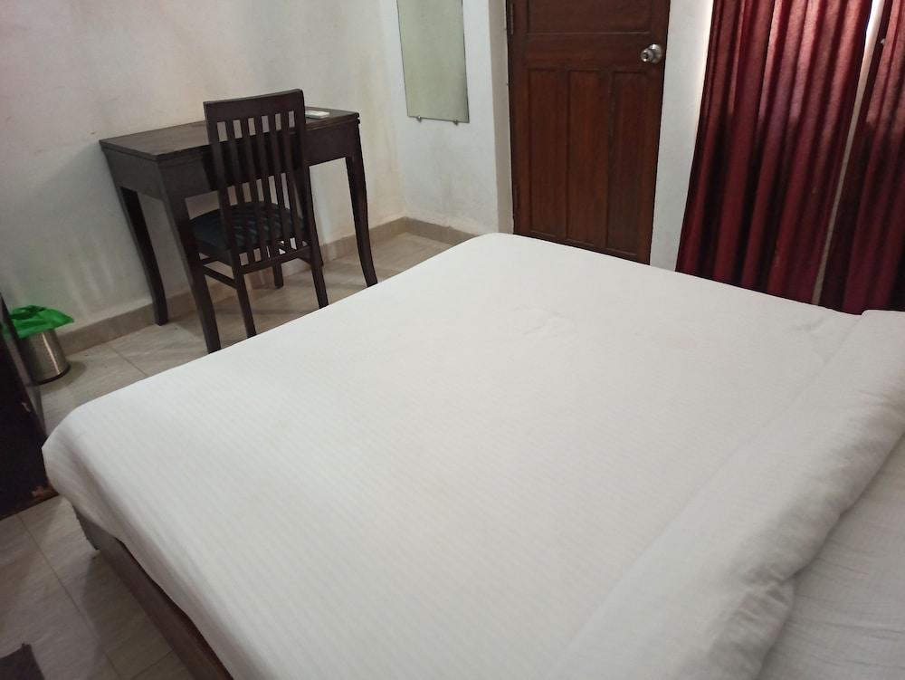 Resort Park Avenue Calangute Exterior photo